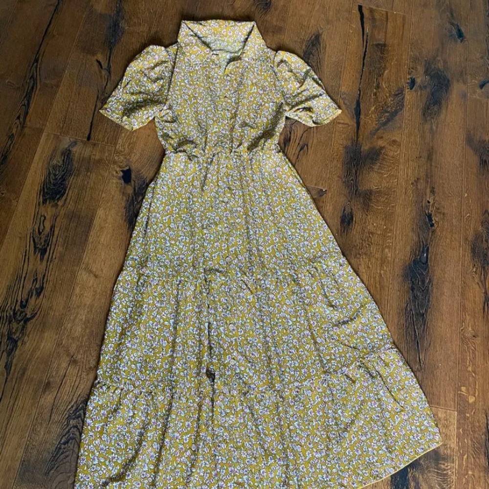 NWT Floral maxi dress
